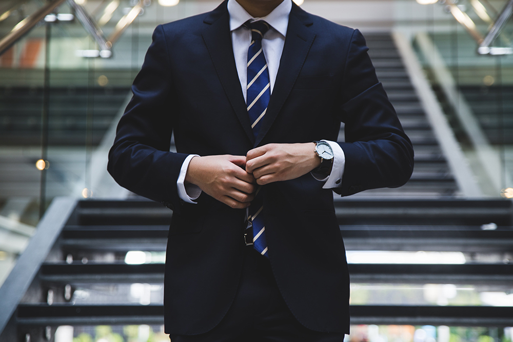 Commercial Litigator